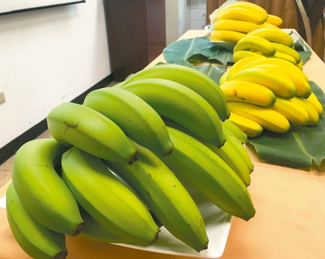 网传香蕉皮泡脚治高血压国健署:谣言
