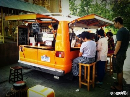 泰国的流动咖啡车